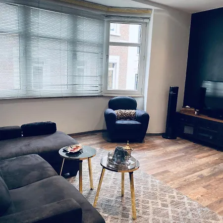 Apartment Cozy In The Heart Of South Charleroi